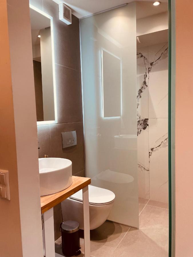 Rainbow Suites סלוניקי מראה חיצוני תמונה